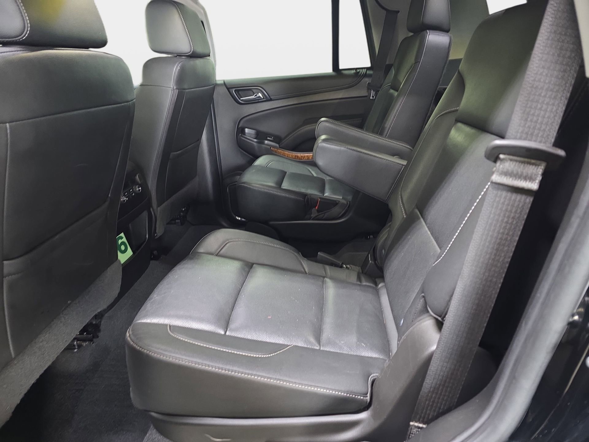 Used 2020 Chevrolet Tahoe Premier w/ 6.2L Performance Package AWD/4WD image 14