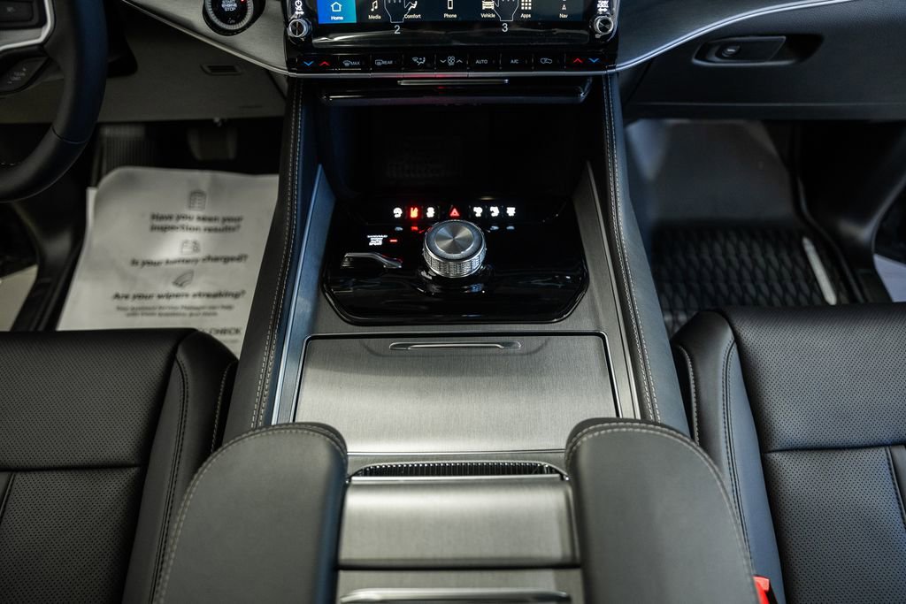 New 2026 Jeep Grand Wagoneer 4WD image 31