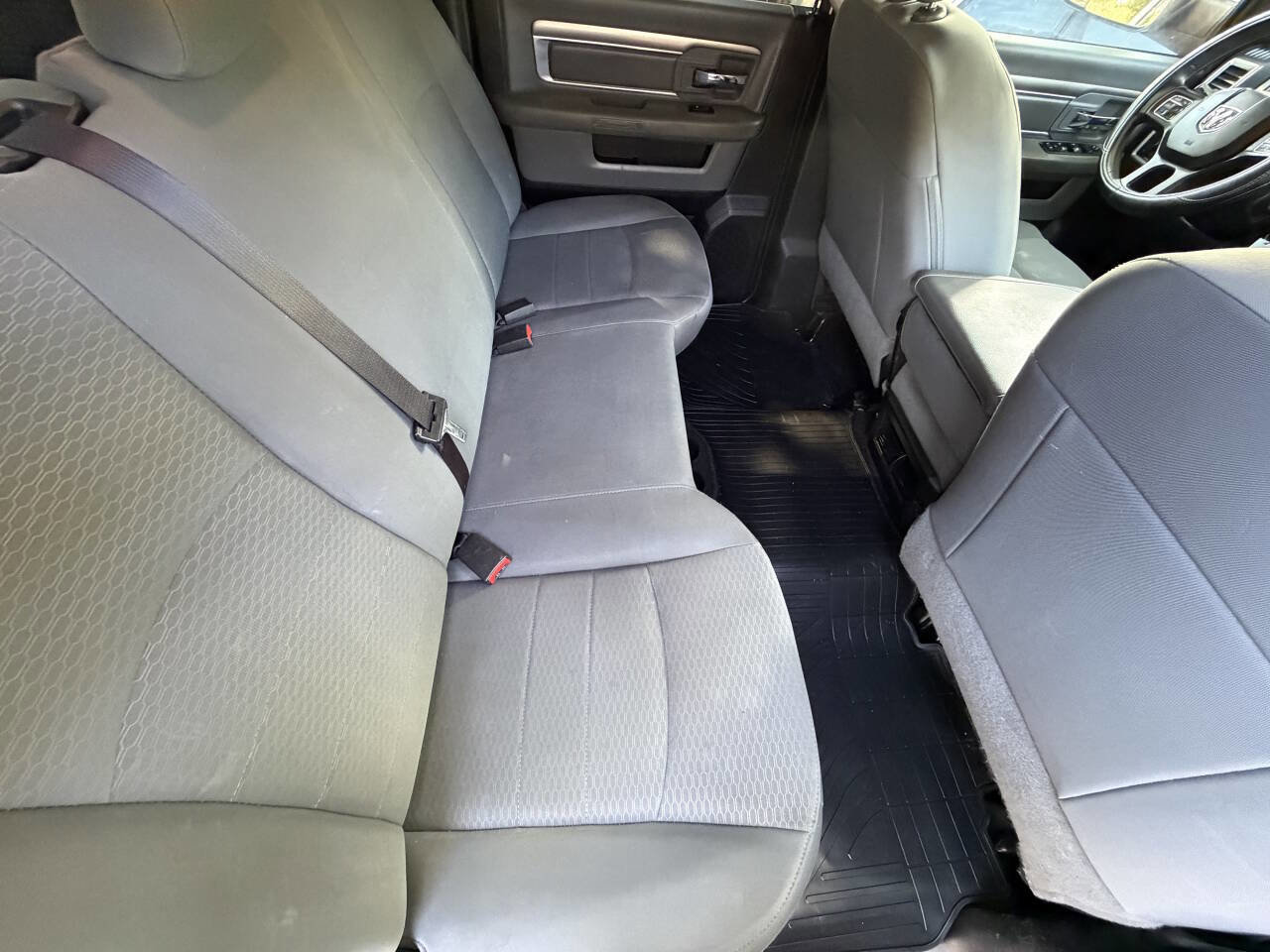 Used 2017 RAM 2500 SLT AWD/4WD image 15