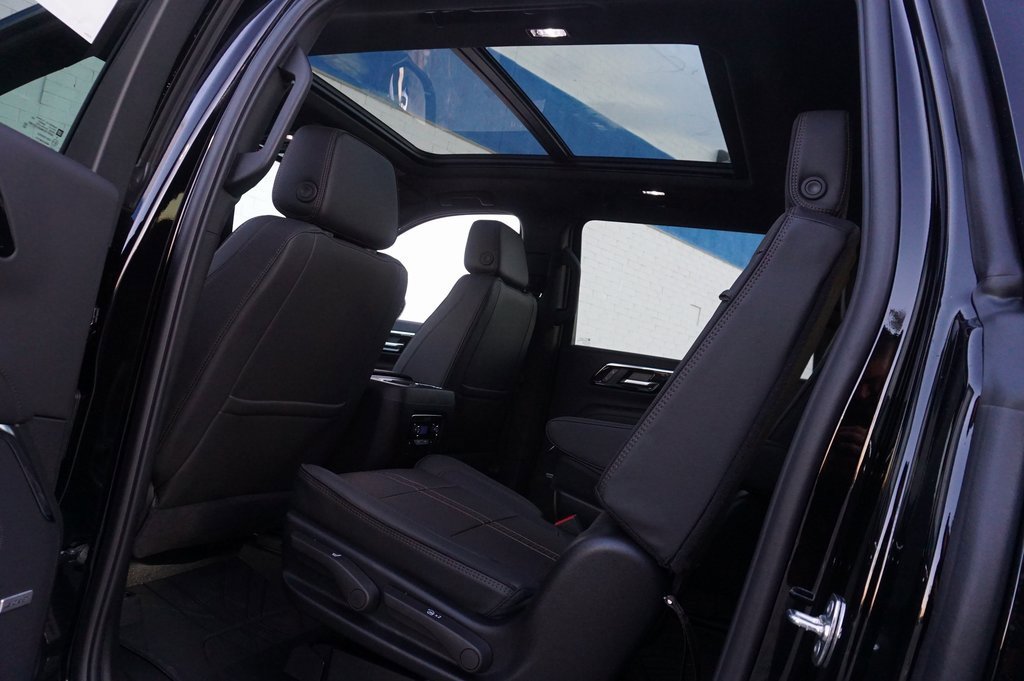 New 2026 Chevrolet Suburban High Country w/ Sun And Tow Package image 30