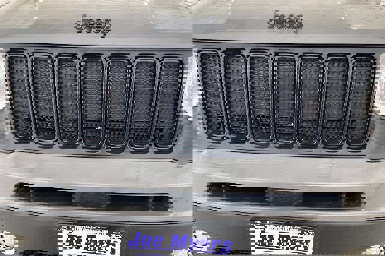 Used 2020 Jeep Renegade Altitude FWD image 26