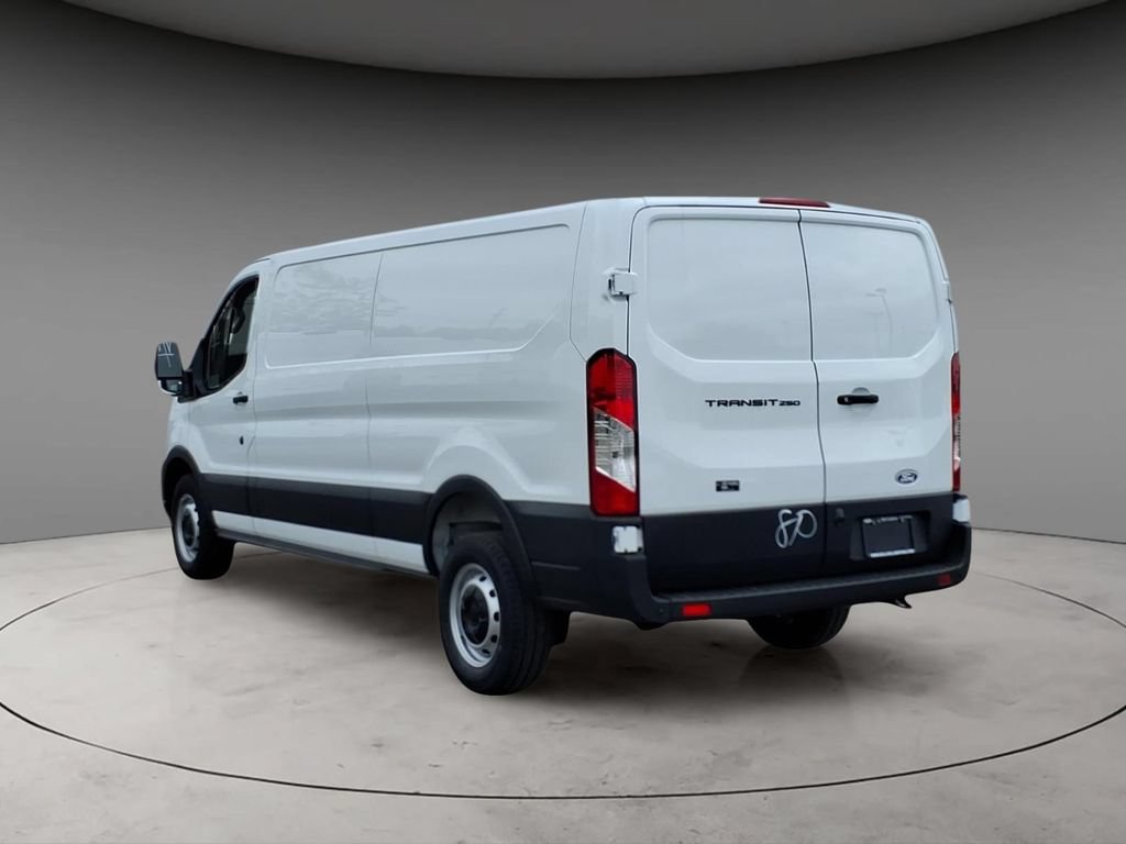 New 2026 Ford Transit 250 Low Roof RWD image 3