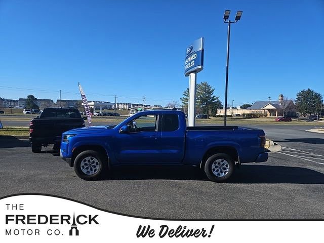 Used 2024 Nissan Frontier SV image 1