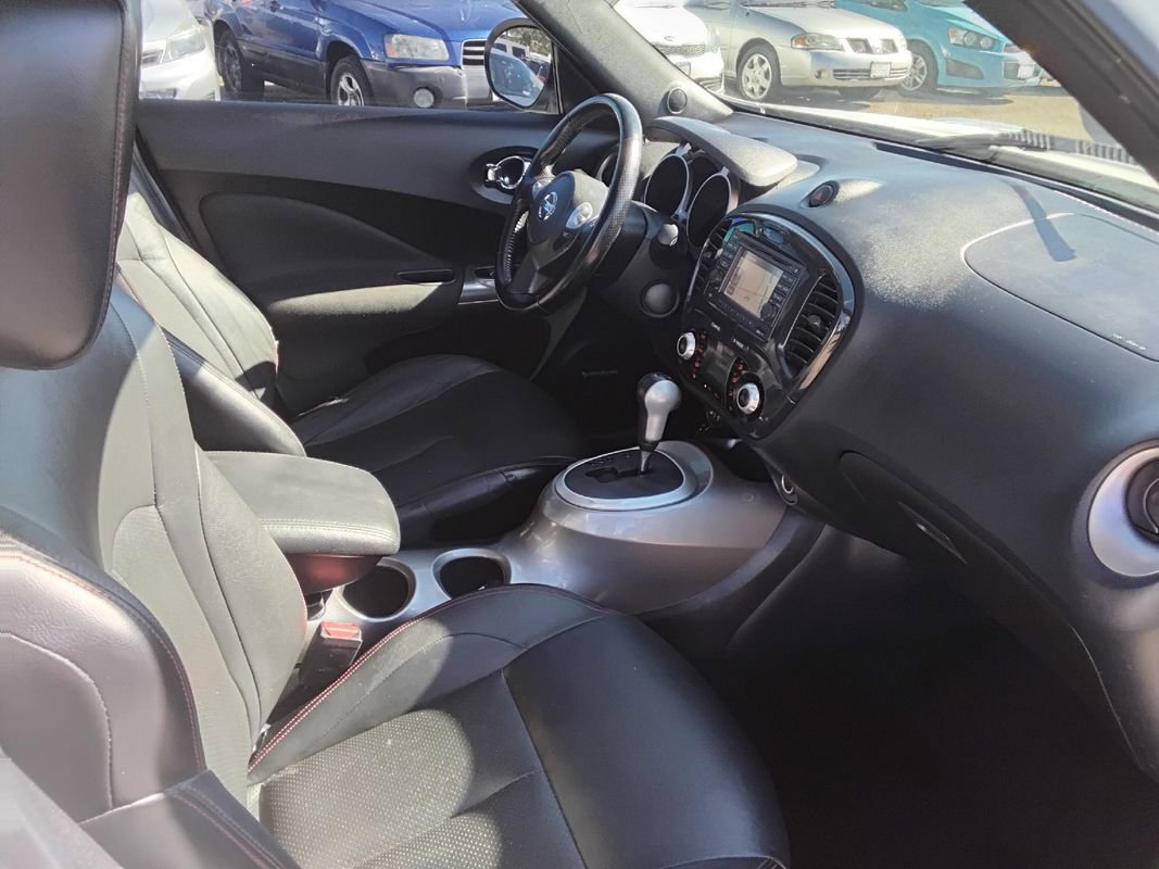Used 2014 Nissan Juke SL AWD/4WD image 16