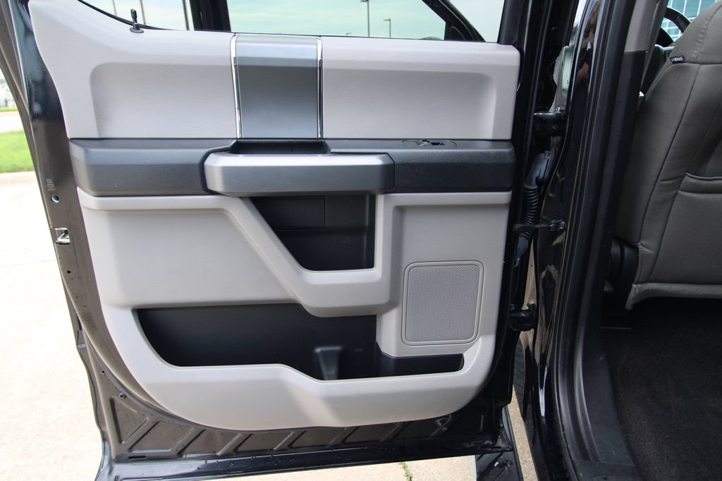 Used 2016 Ford F150 XLT w/ Equipment Group 301A Mid AWD/4WD image 35