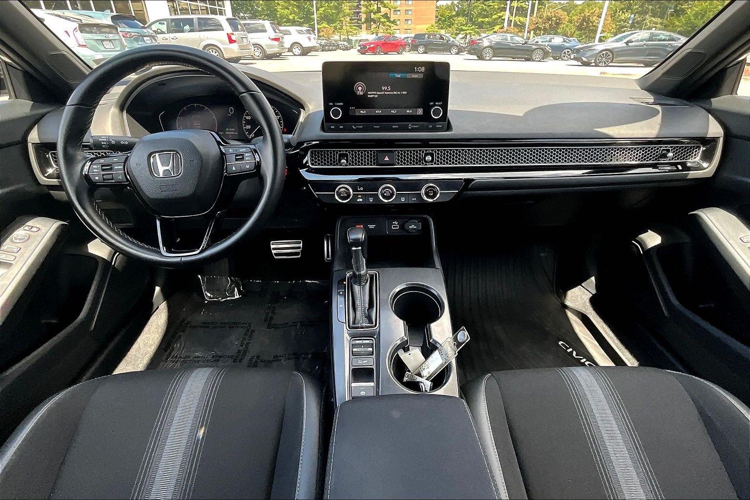 Used 2023 Honda Civic Sport image 15