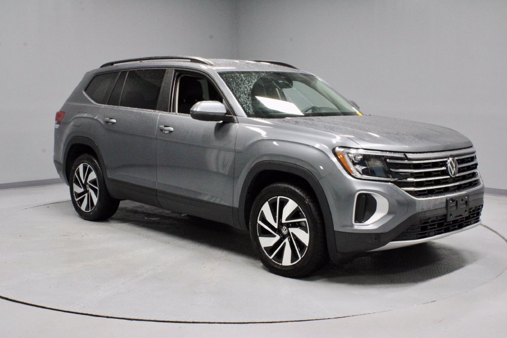 Used 2024 Volkswagen Atlas SE