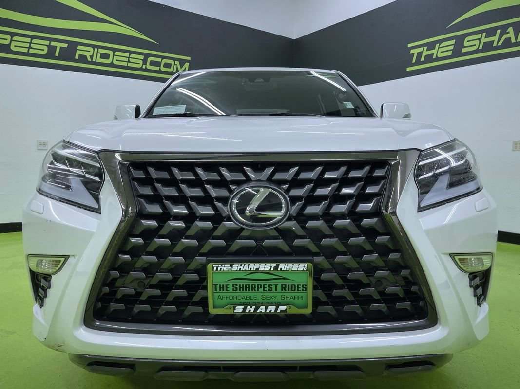Used 2022 Lexus GX 460 w/ Black Line Special Edition image 3