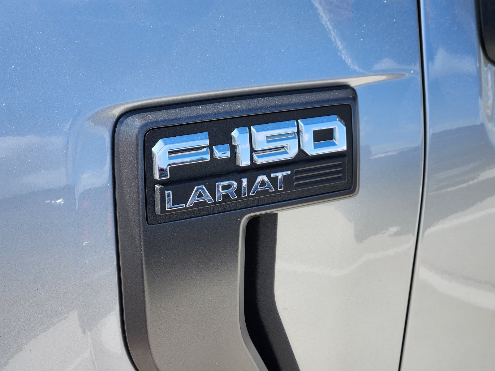 Used 2023 Ford F150 Lariat AWD/4WD image 13