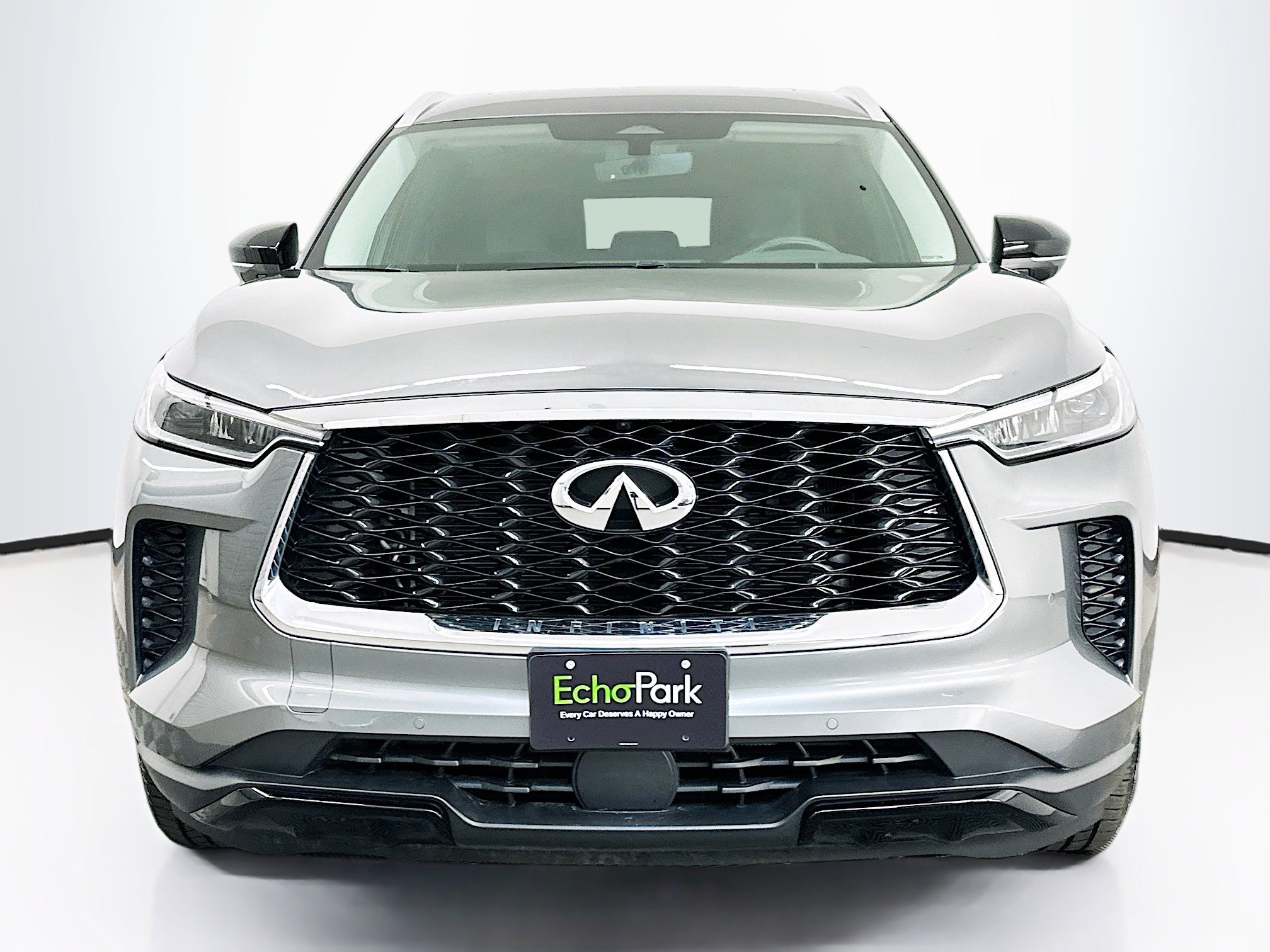 Used 2023 INFINITI QX60 Luxe w/ Cargo Package AWD/4WD image 2
