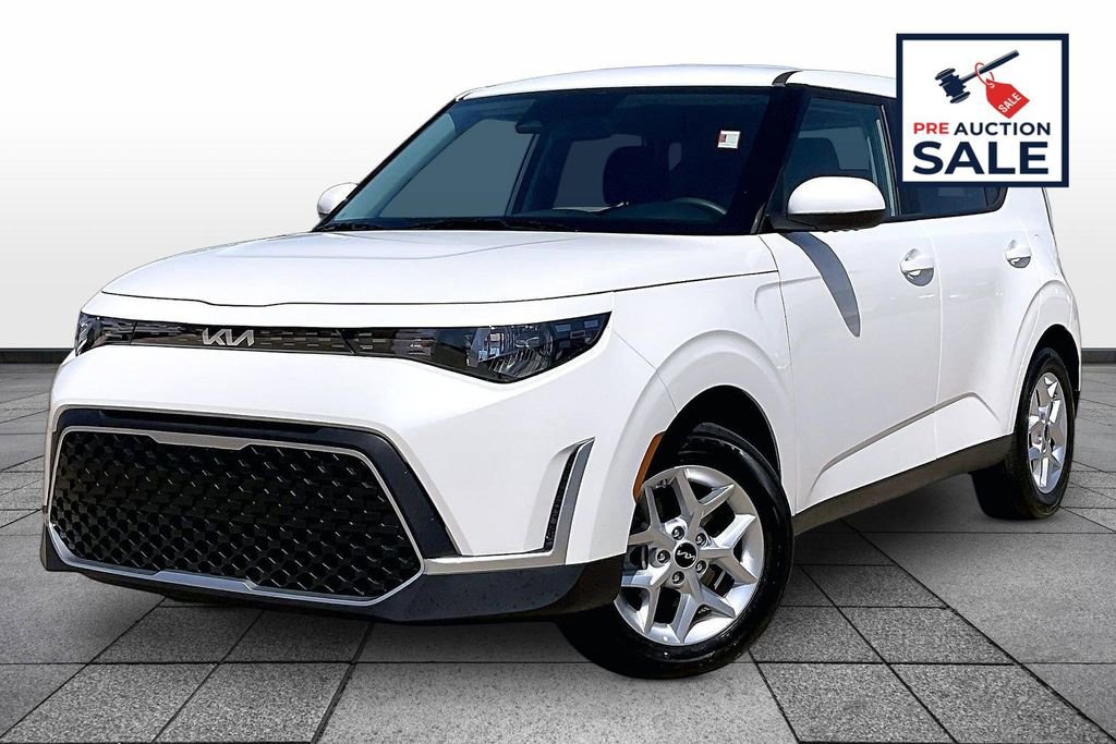 Used 2025 Kia Soul LX