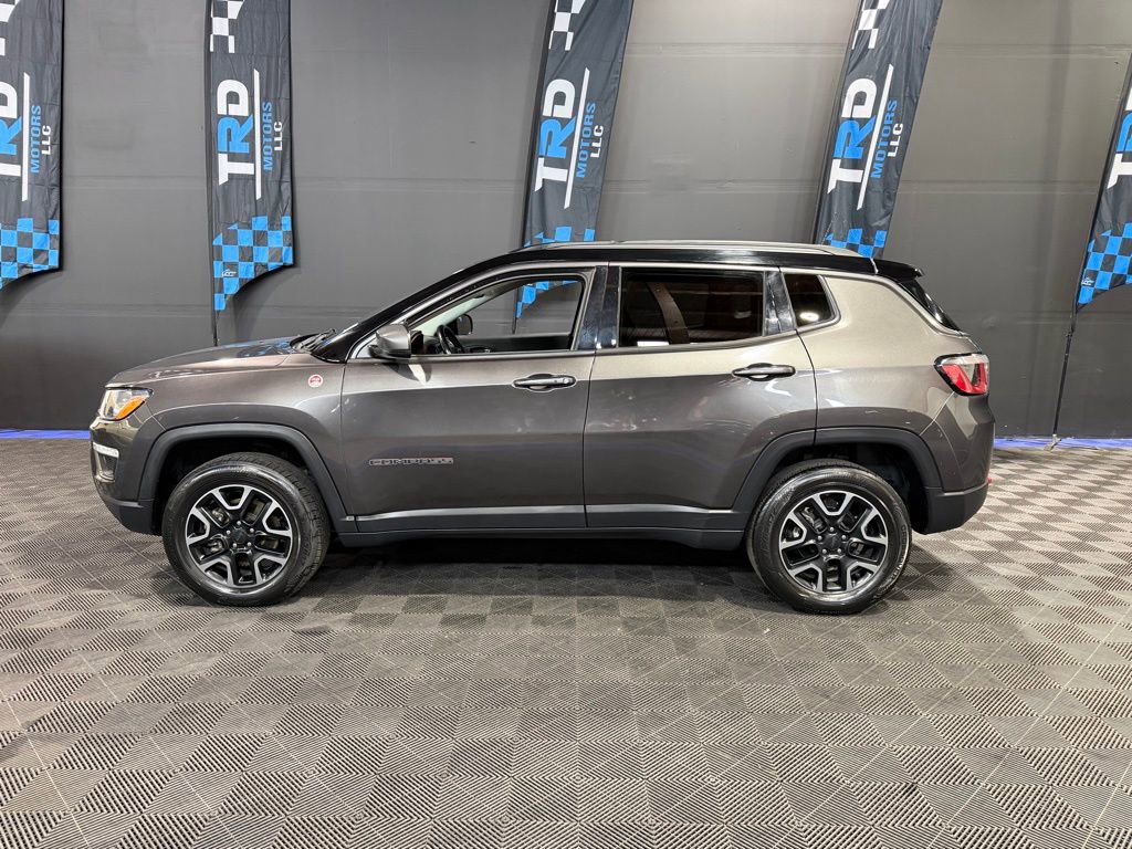 Used 2019 Jeep Compass Trailhawk image 2