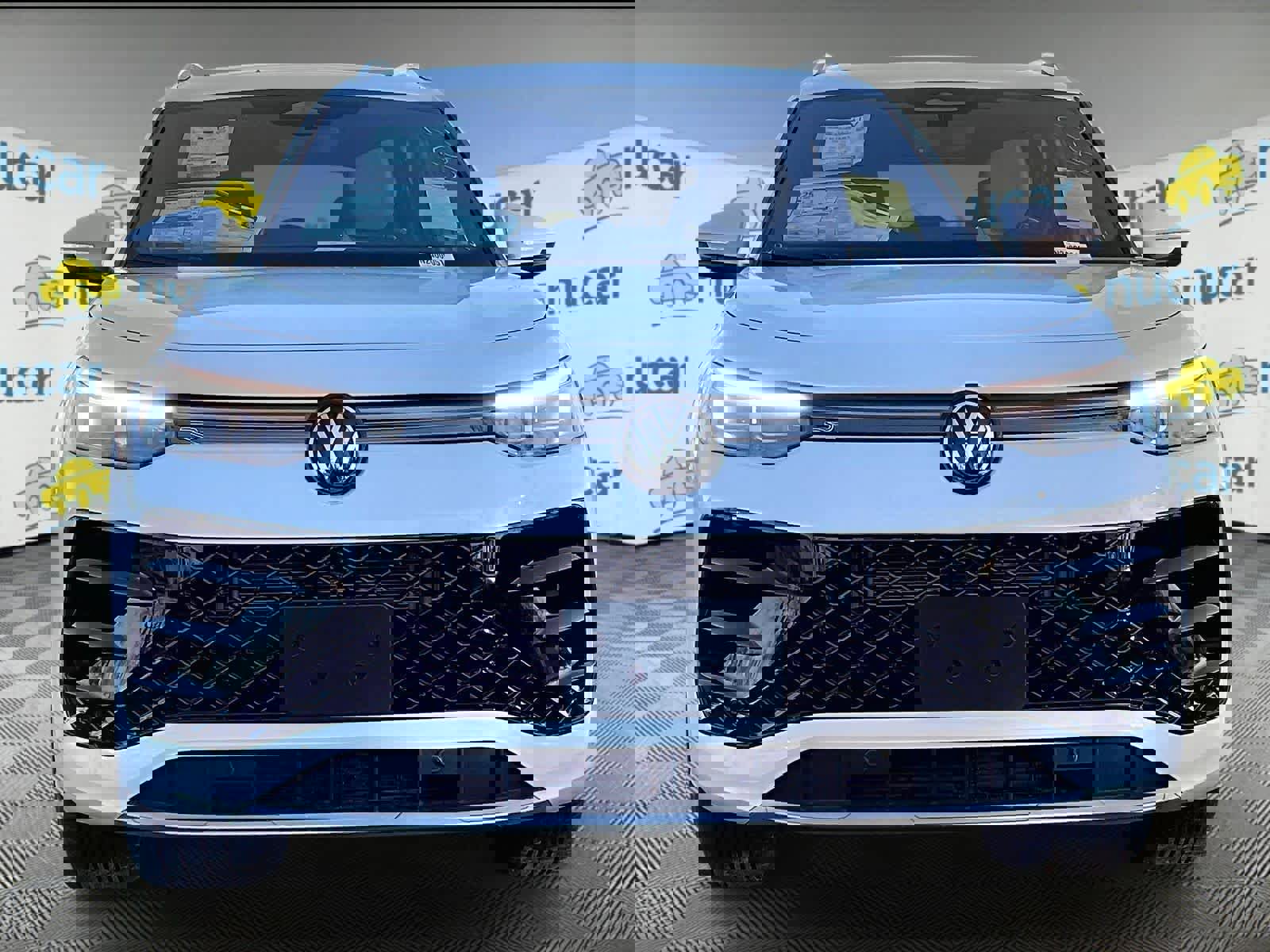 New 2026 Volkswagen Tiguan SEL R-Line image 3