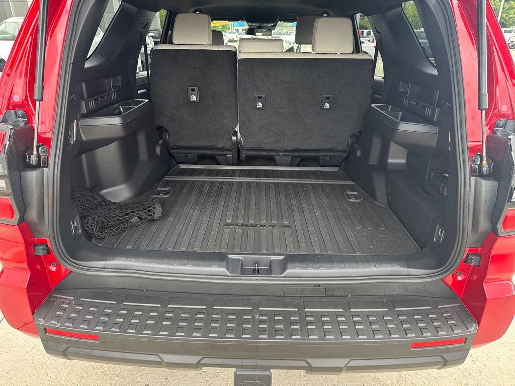 Certified 2025 Toyota 4Runner SR5 AWD/4WD image 22