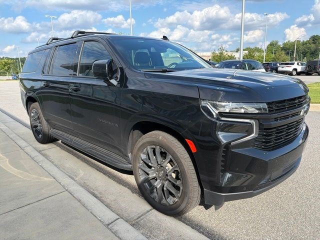 Used 2023 Chevrolet Suburban RST w/ Sport Performance Package AWD/4WD image 7
