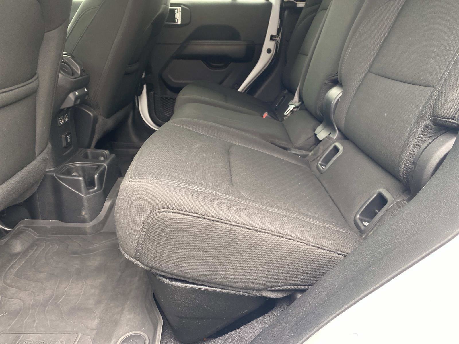 Certified 2022 Jeep Gladiator Overland image 18