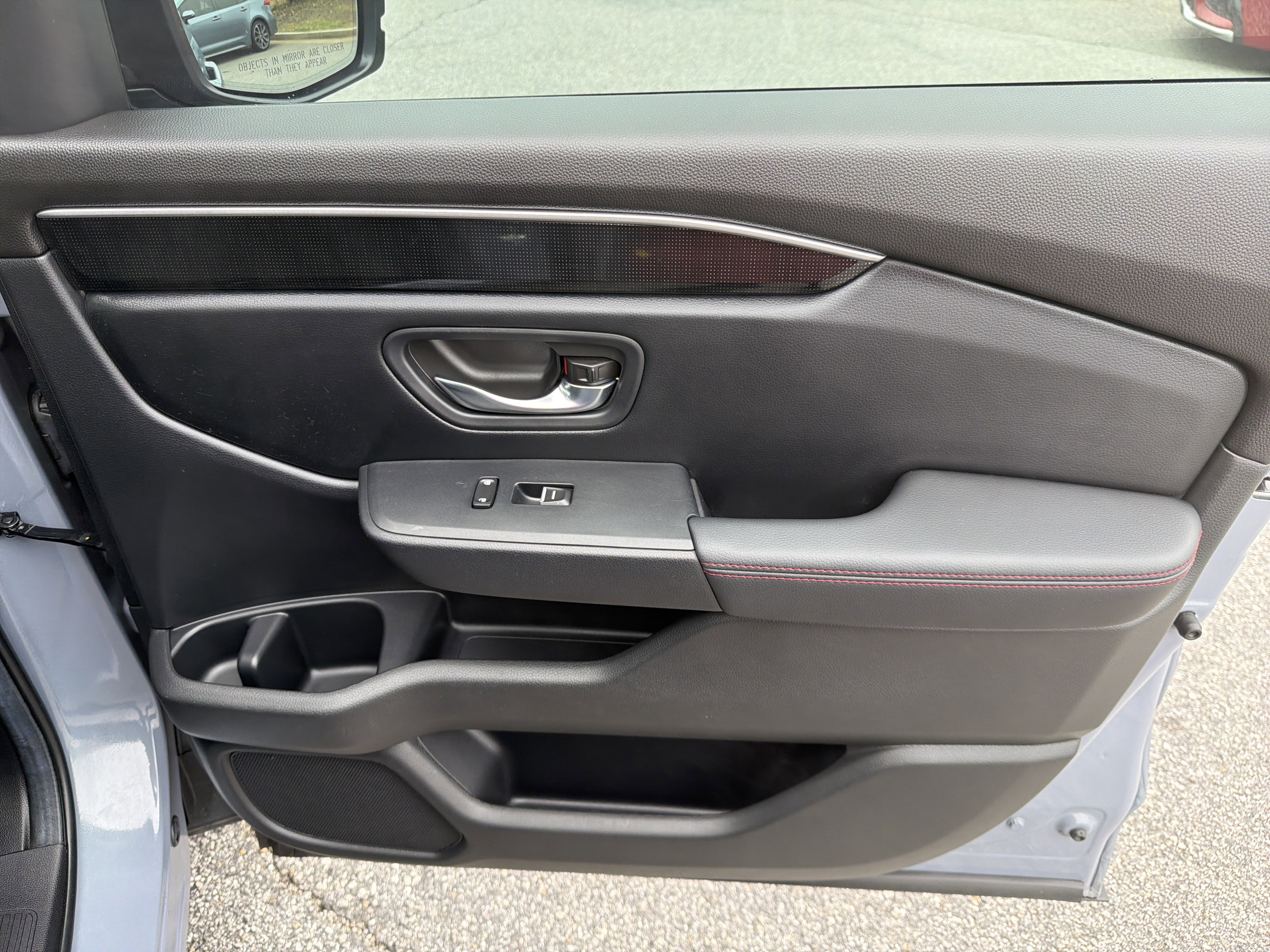 Used 2025 Honda Pilot Black Edition image 25