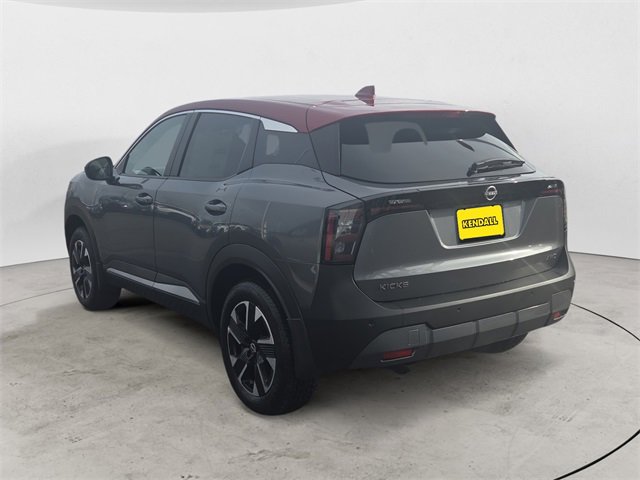 New 2025 Nissan Kicks SV image 3