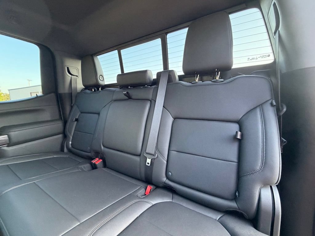 Used 2022 Chevrolet Silverado 1500 LTZ w/ LTZ Convenience Package II AWD/4WD image 36