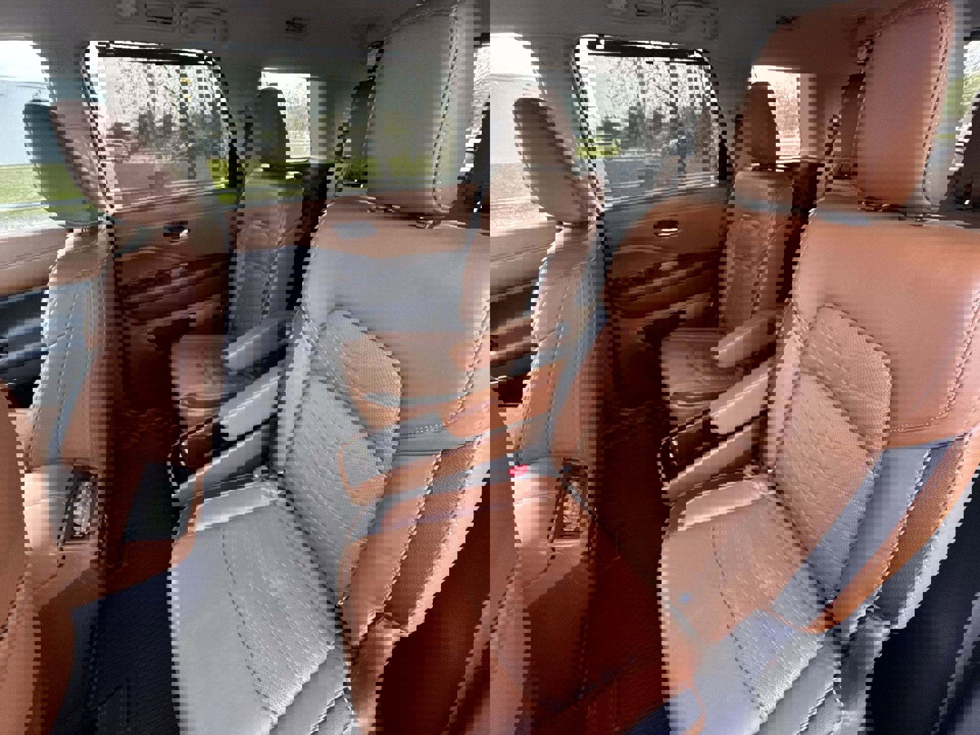 Used 2023 Nissan Pathfinder Platinum image 22