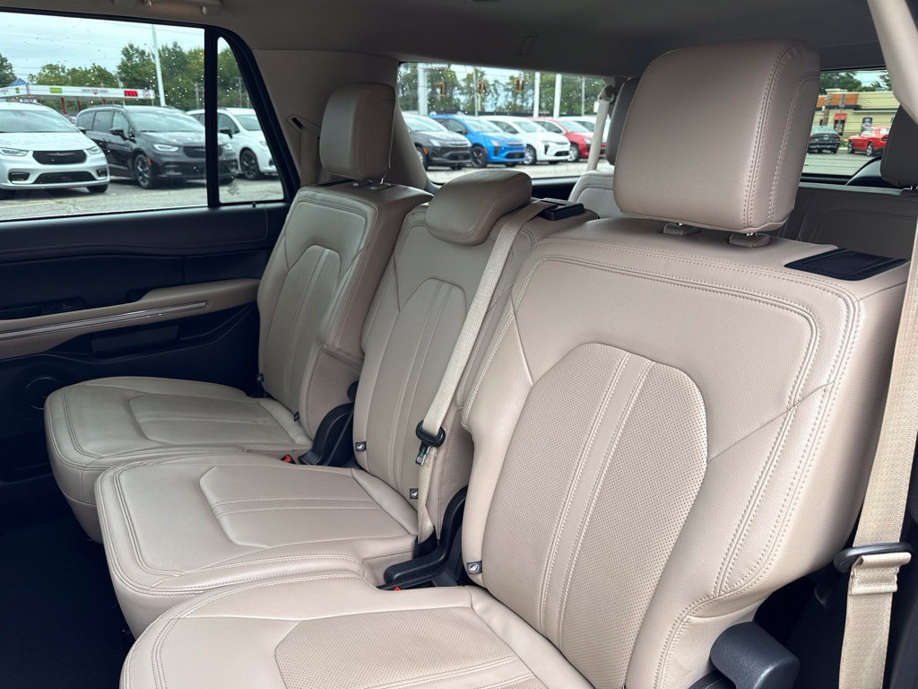 Used 2024 Ford Expedition Max Limited AWD/4WD image 43