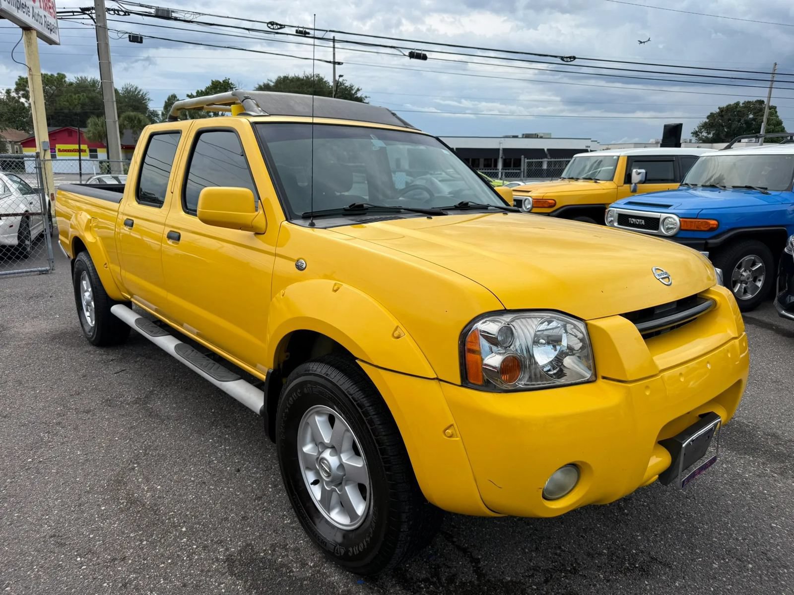 Used 2003 Nissan Frontier SE AWD/4WD image 3