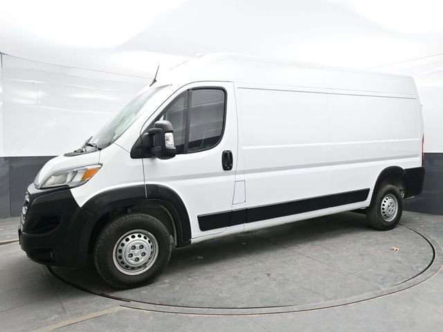 Used 2025 RAM ProMaster 2500 w/ Convenience Group image 3