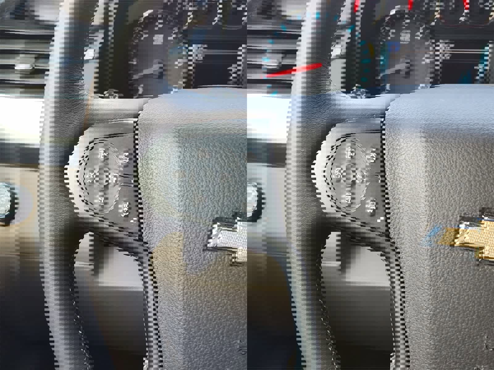 Used 2018 Chevrolet Tahoe Premier image 27