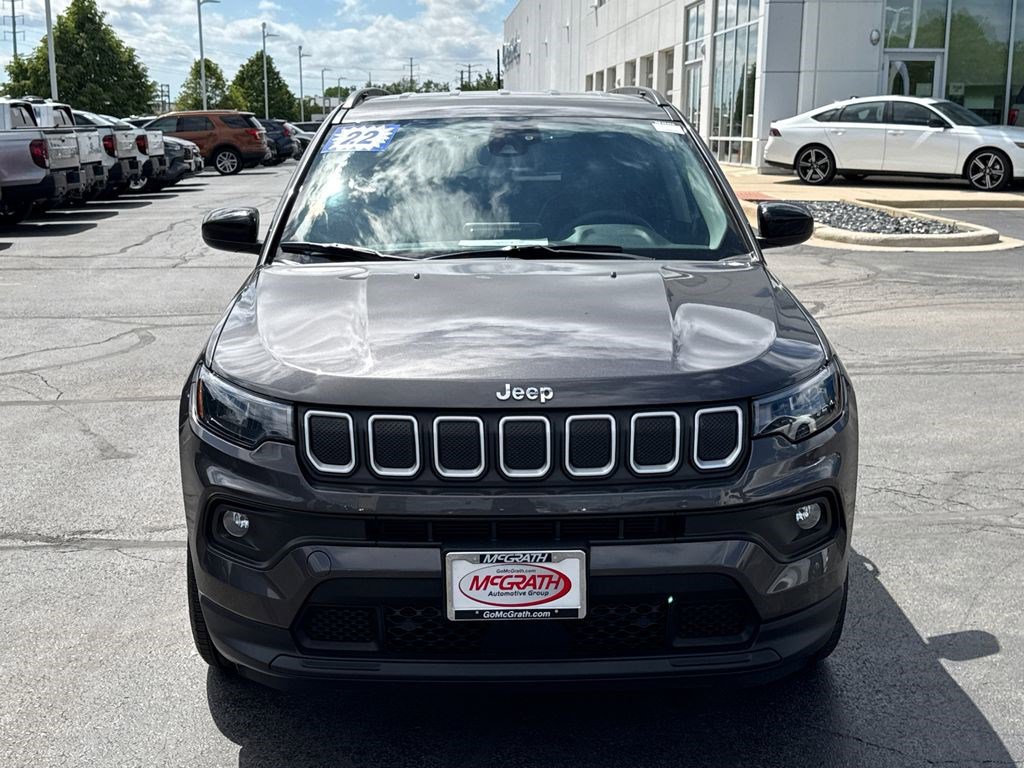 Used 2022 Jeep Compass Latitude FWD image 5