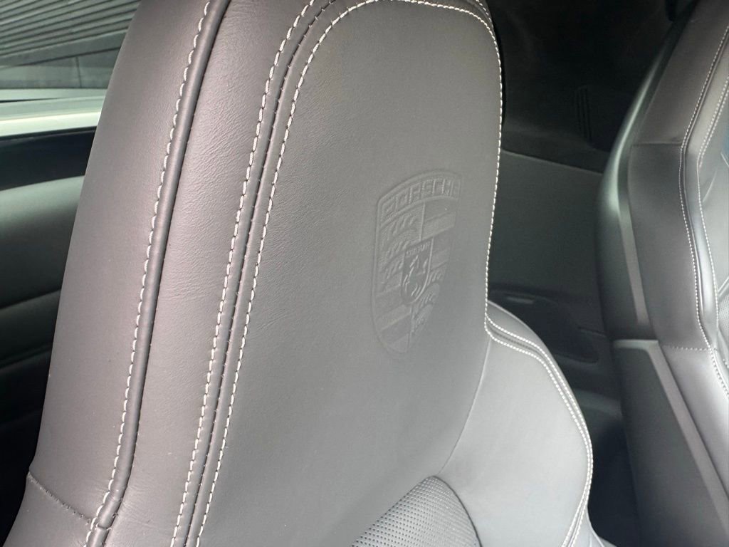 Certified 2022 Porsche 911 Targa 4 GTS AWD/4WD image 26