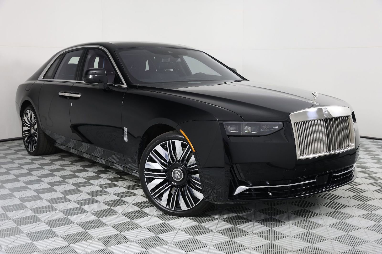 New 2026 Rolls-Royce Ghost AWD/4WD image 9