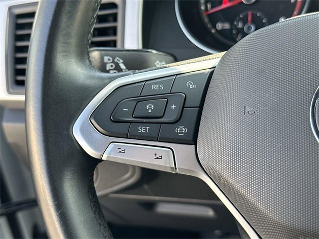 Used 2020 Volkswagen Atlas Cross Sport SE w/ Panoramic Sunroof Package image 35