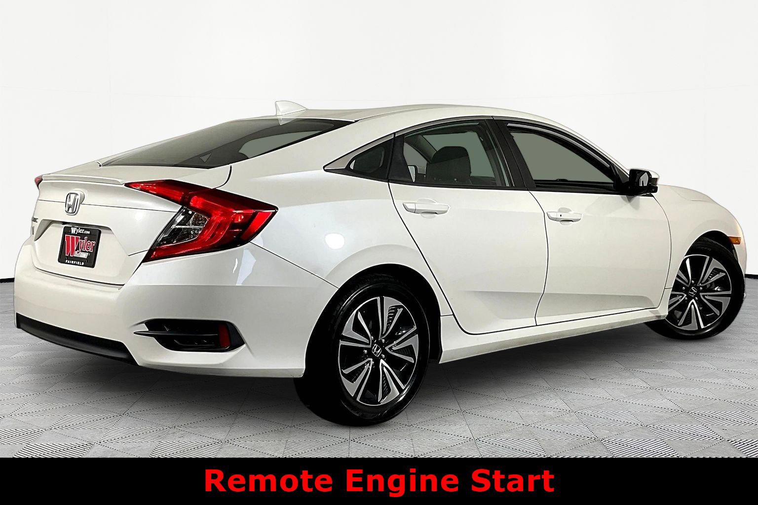 Used 2017 Honda Civic EX-T image 6