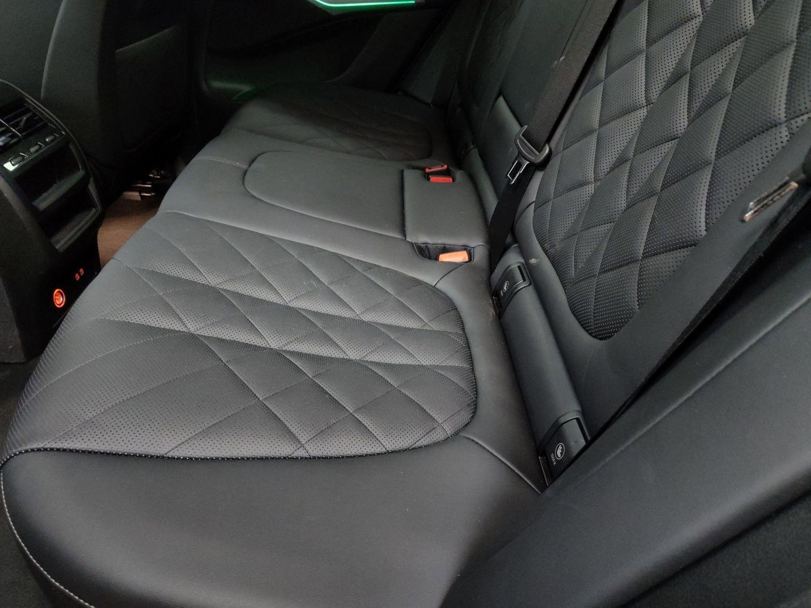 Used 2025 BMW X5 xDrive50e w/ Parking Assistance Package image 25