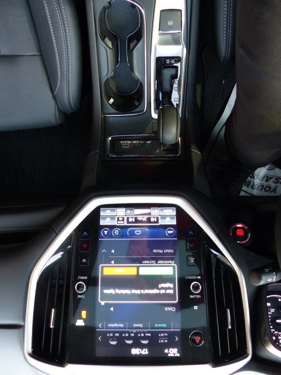 Used 2023 Subaru Ascent Limited w/ Technology Package image 29