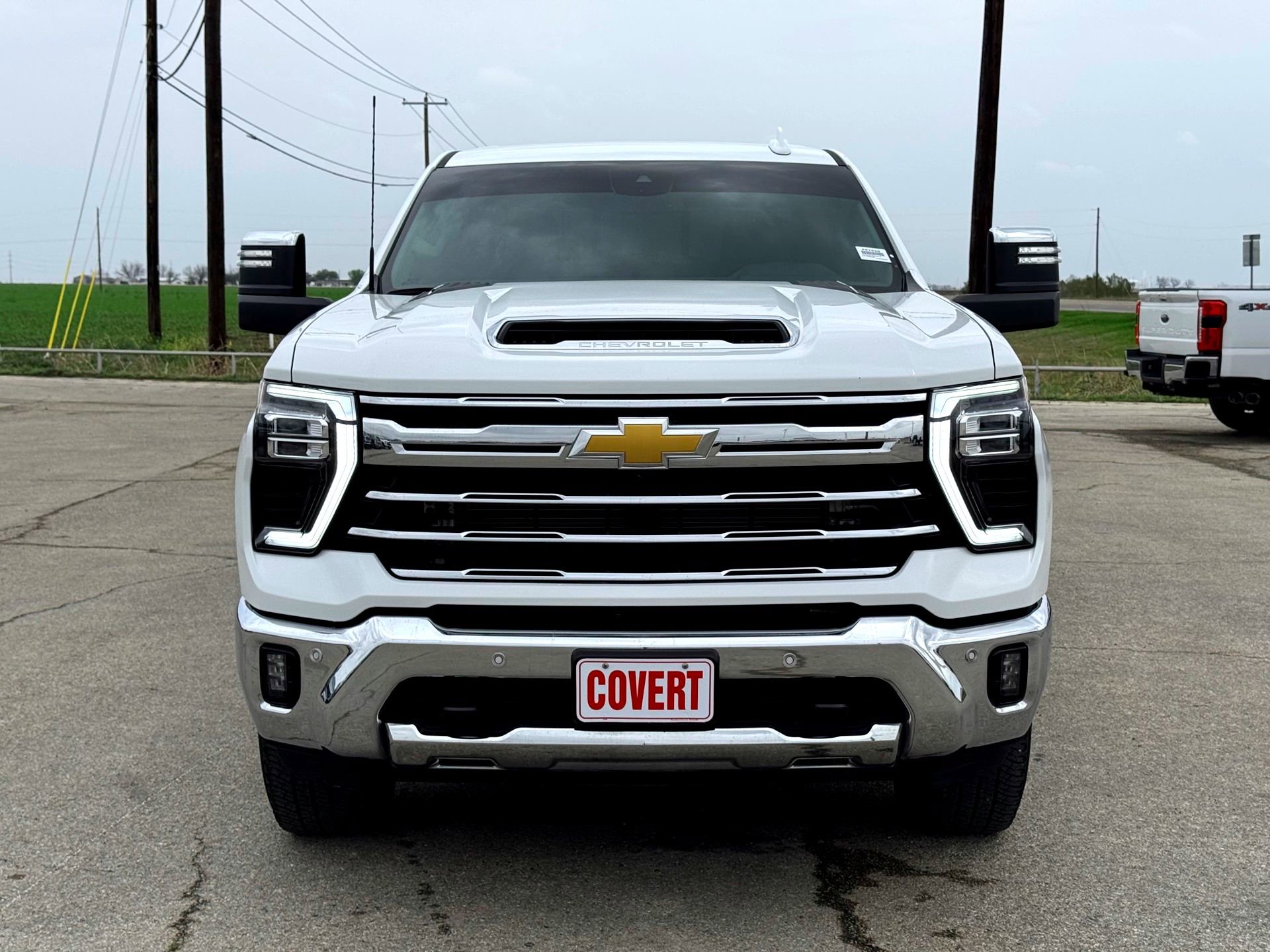 Used 2025 Chevrolet Silverado 2500 LTZ w/ LTZ Convenience Package image 4