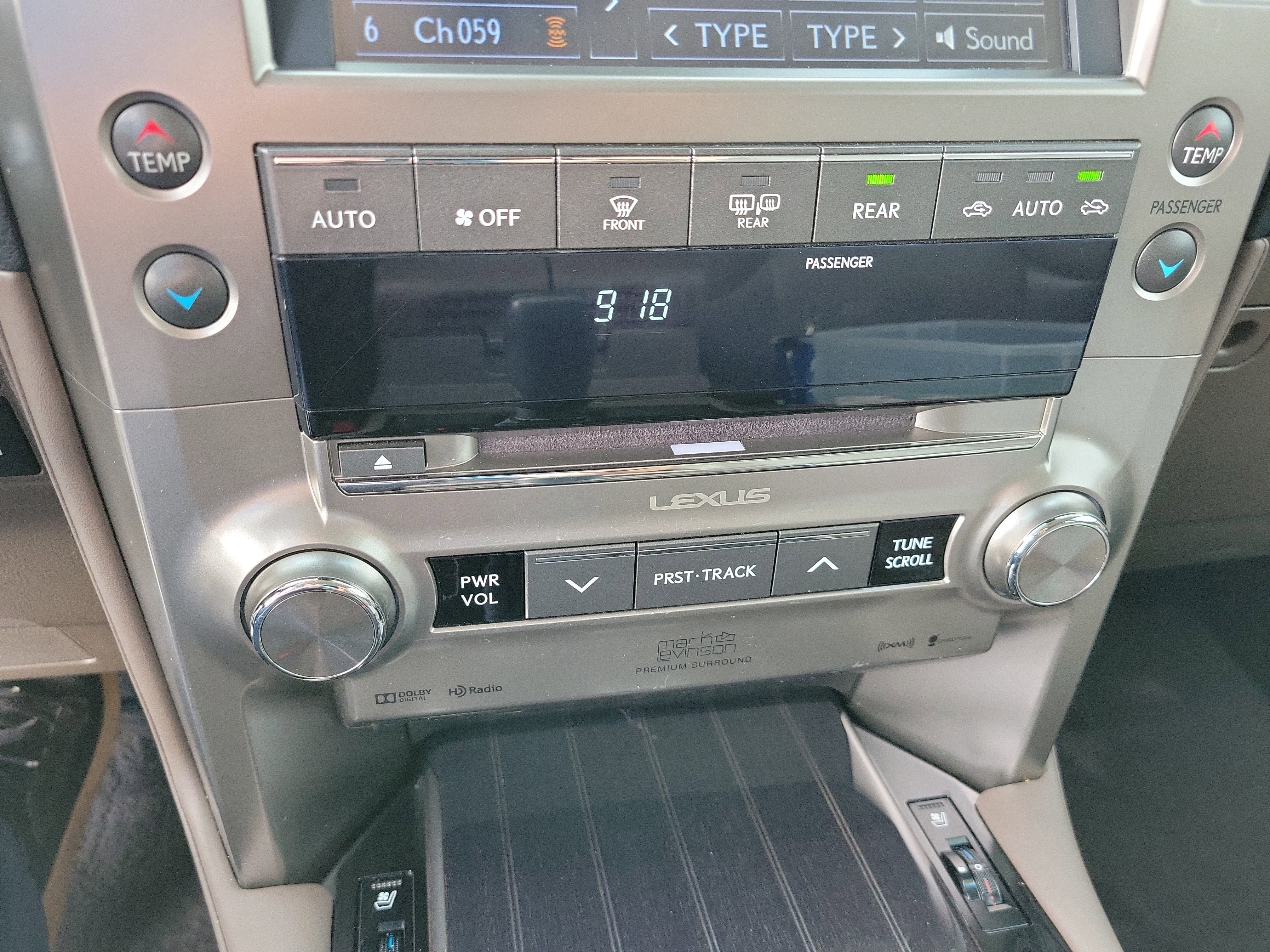 Used 2020 Lexus GX 460 Luxury w/ Accessory Package image 17