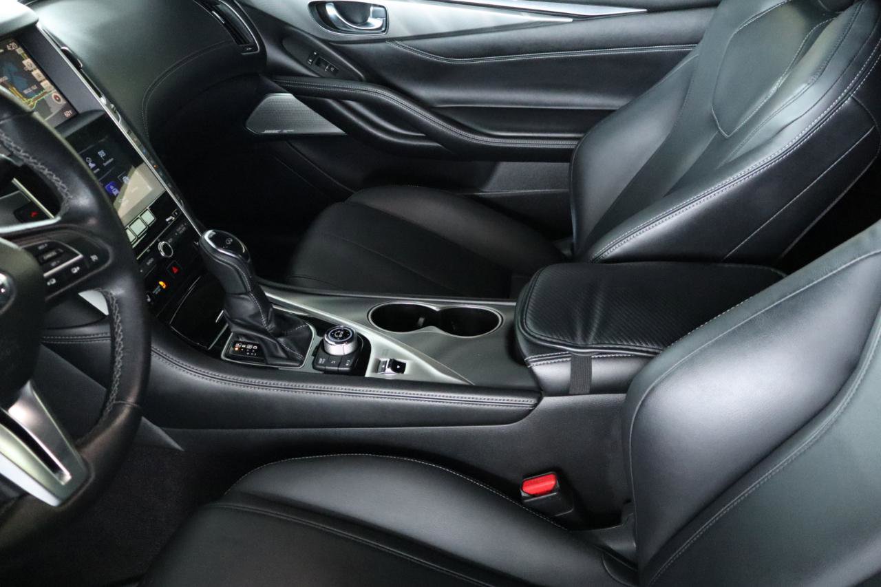 Used 2019 INFINITI Q60 3.0t Luxe w/ Essential Package image 17