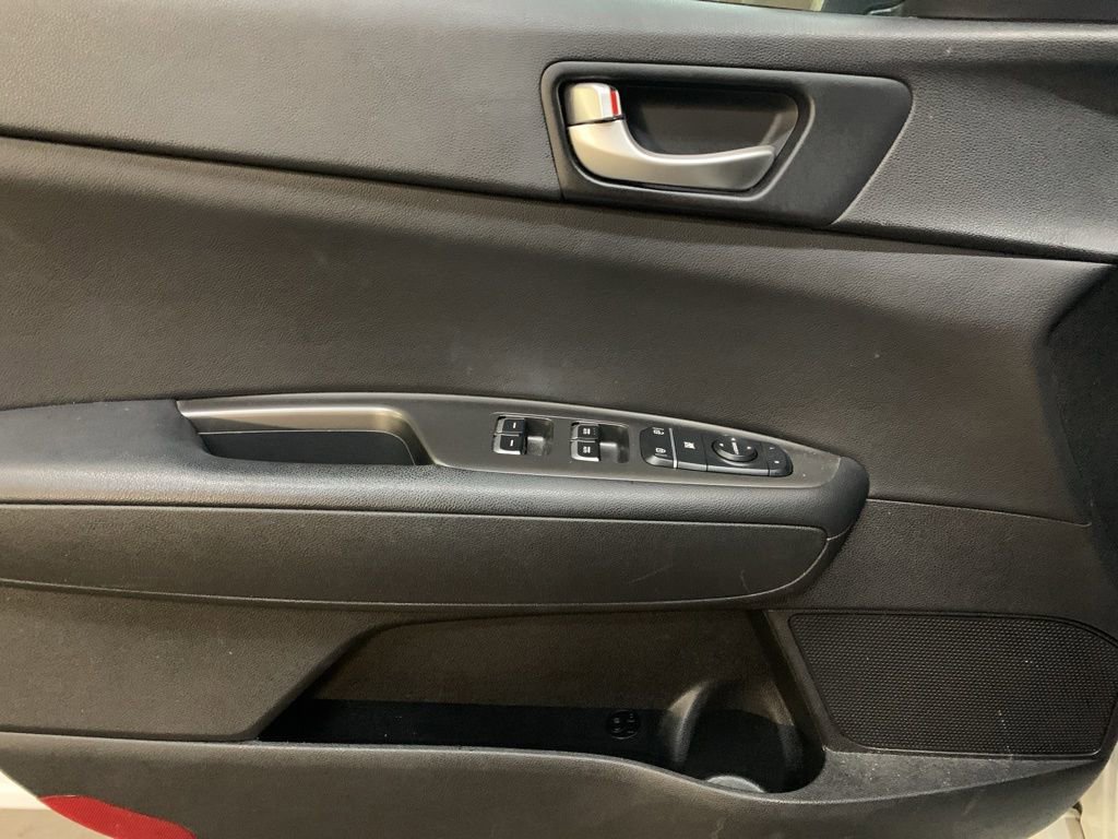 Used 2019 Kia Optima S w/ S Panoramic Sunroof Package image 11