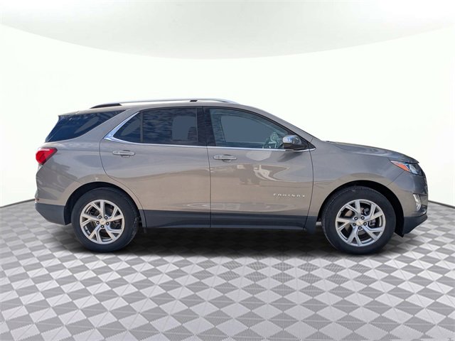 Used 2018 Chevrolet Equinox Premier image 3