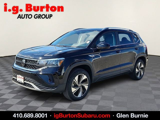 Used 2024 Volkswagen Taos SE AWD/4WD image 3