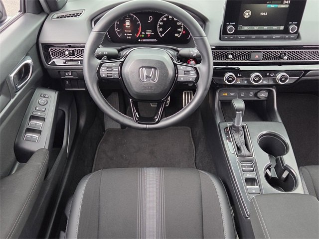 Used 2025 Honda Civic Sport image 13