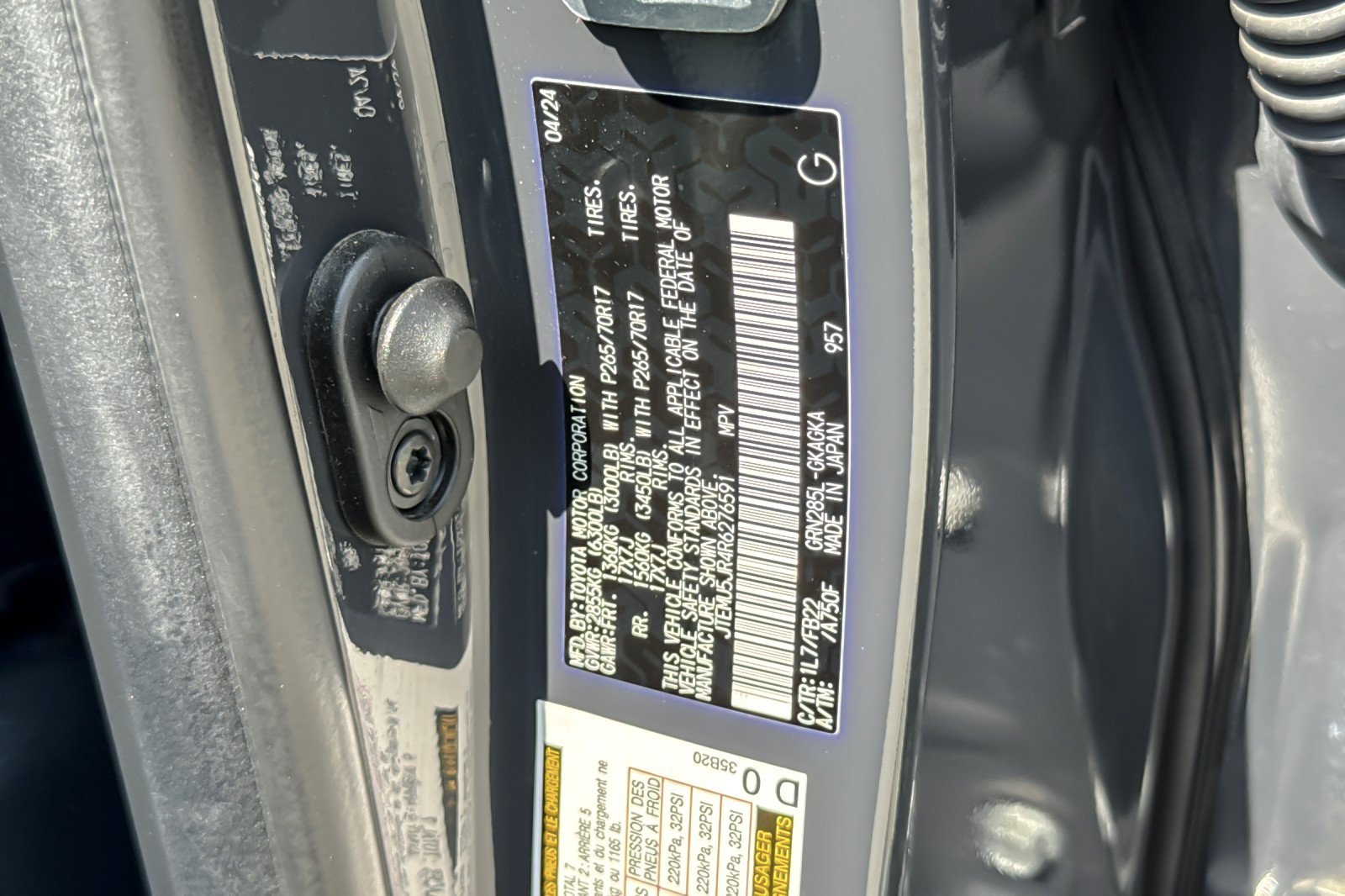 Certified 2024 Toyota 4Runner SR5 AWD/4WD image 27