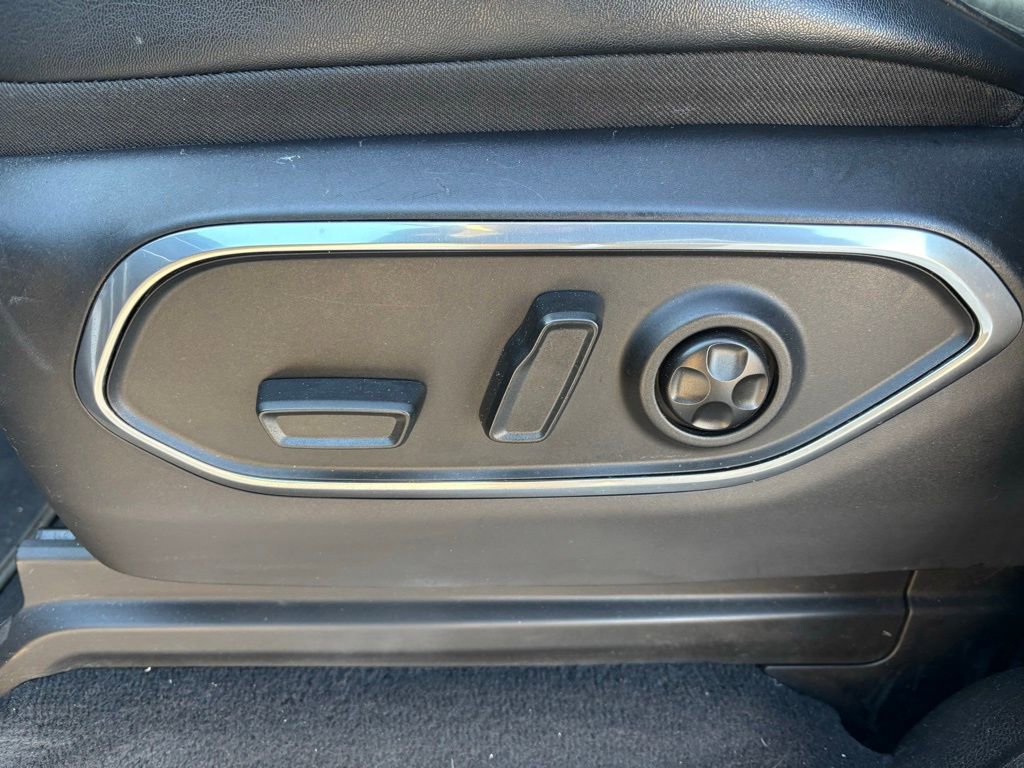 Used 2023 Jeep Wagoneer L Series II image 15