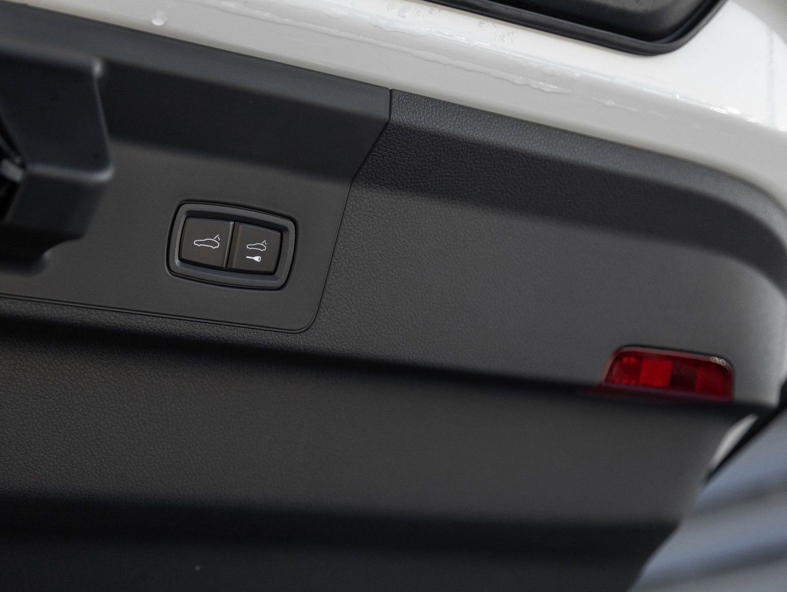 New 2026 Porsche Panamera 4 AWD/4WD image 30