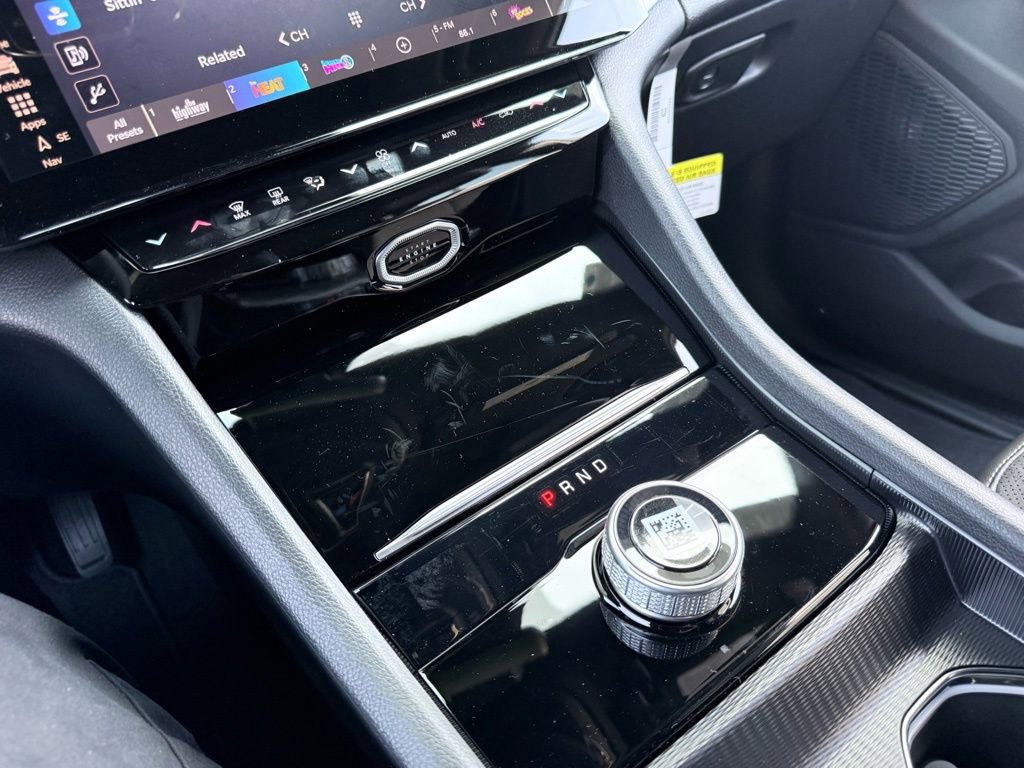 New 2026 Jeep Grand Cherokee Altitude image 17