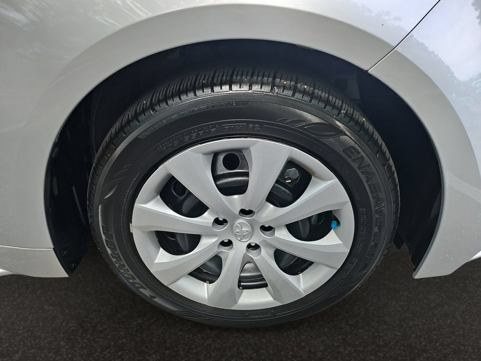 Used 2024 Toyota Corolla LE FWD image 41