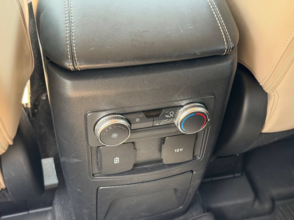 Used 2022 Ford Explorer XLT w/ Equipment Group 202A AWD/4WD image 27