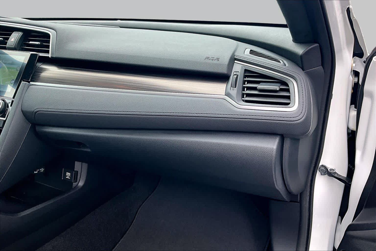 Used 2020 Honda Civic Touring image 19