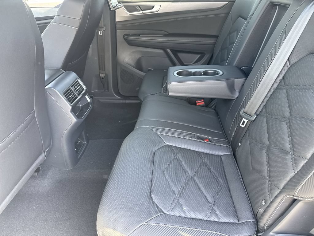 New 2026 Volkswagen Atlas Cross Sport SE AWD/4WD image 30